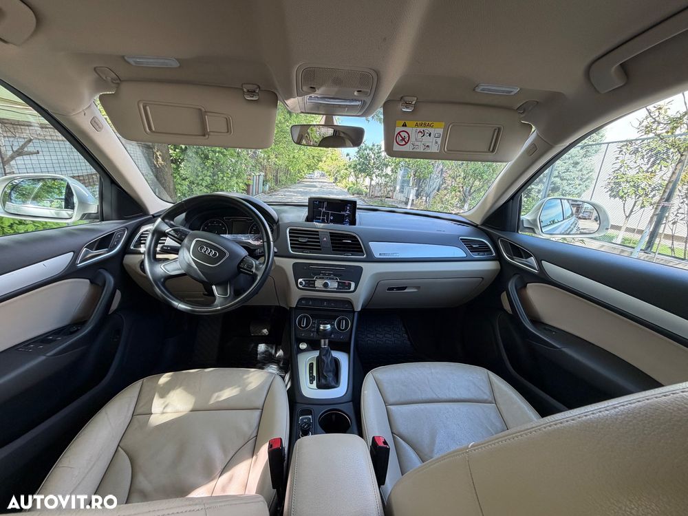 Audi Q3 2.0 TFSI Quattro Stronic Design - 10