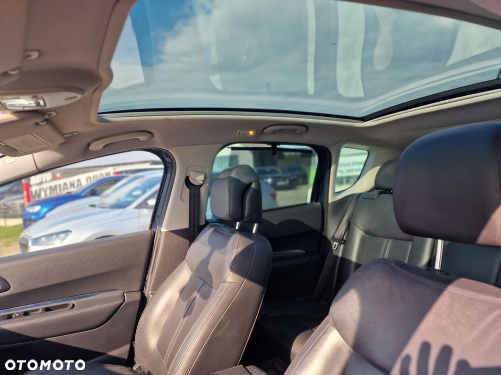 Peugeot 3008 - 19