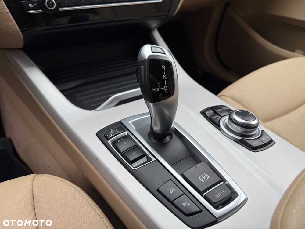 BMW X3 xDrive20i xLine - 24