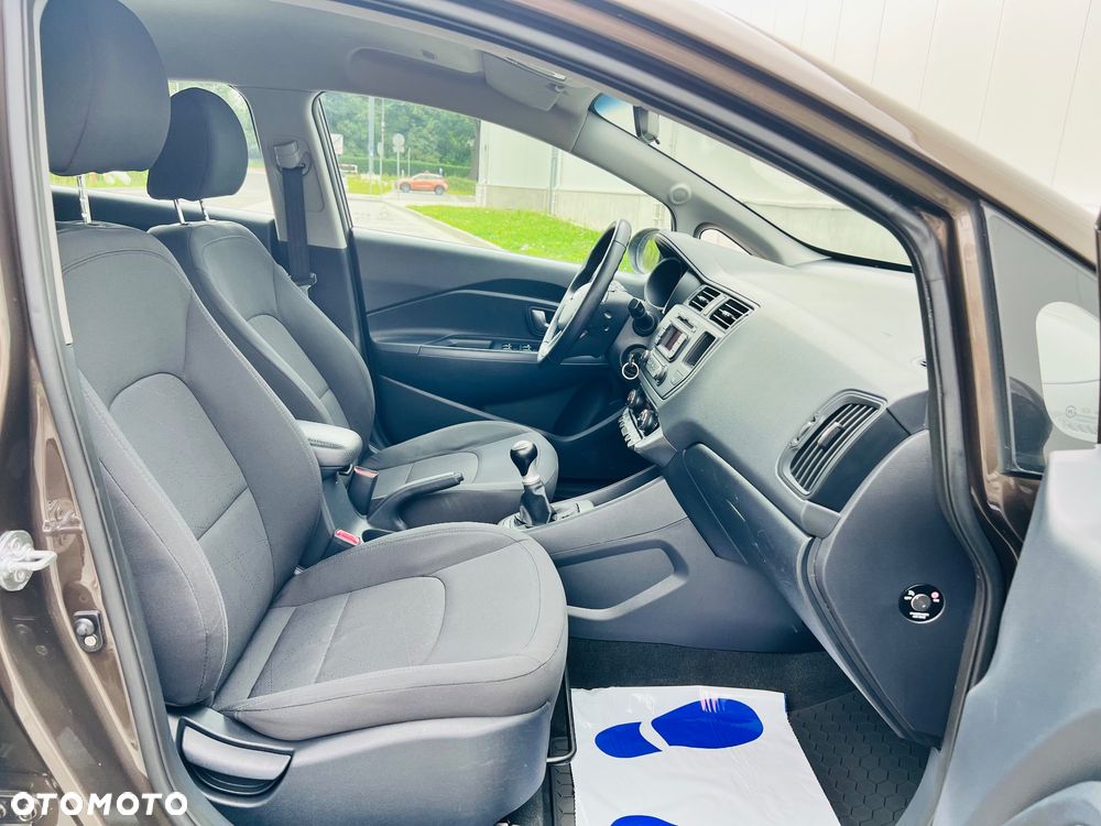 Kia Rio 1.2 Business Line - 33