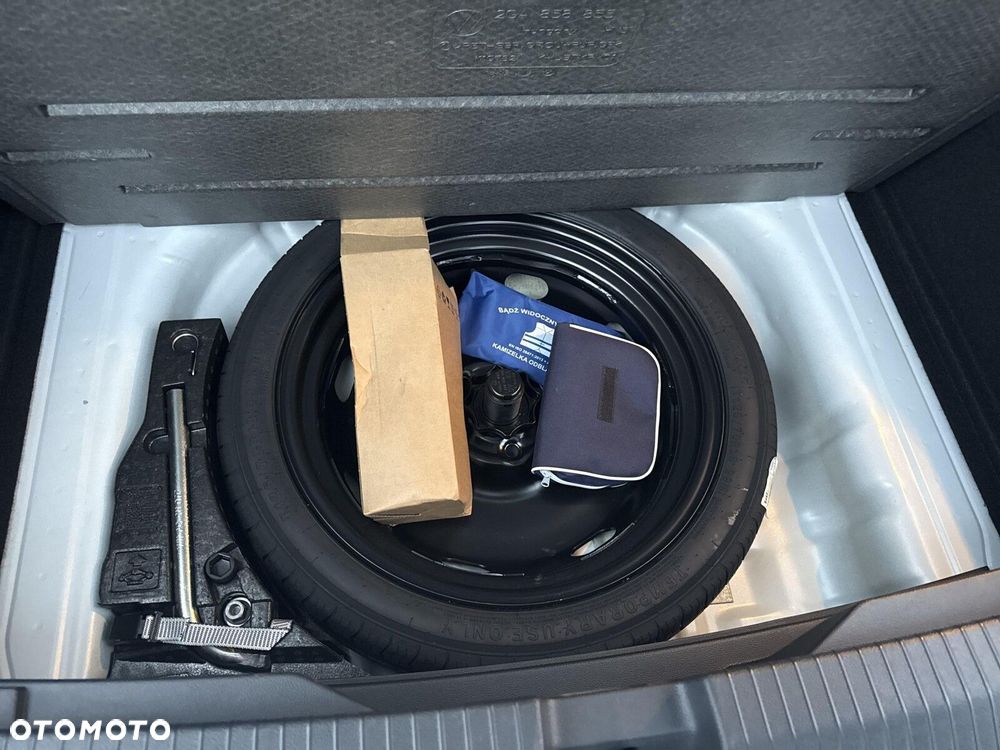 Volkswagen T-Roc 1.5 TSI Style DSG - 18