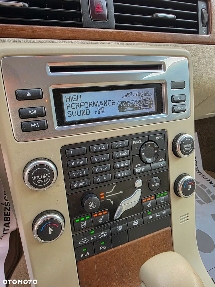 Volvo V70 - 12