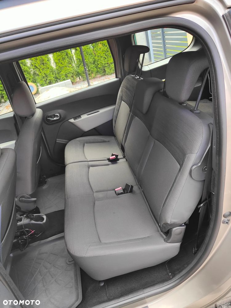 Dacia Lodgy 1.2 TCe Prestige S&S - 10