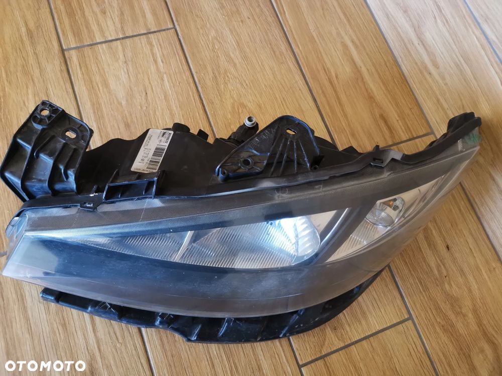 Renault Laguna II Lampa Lewy Przód 8200481196 - 4