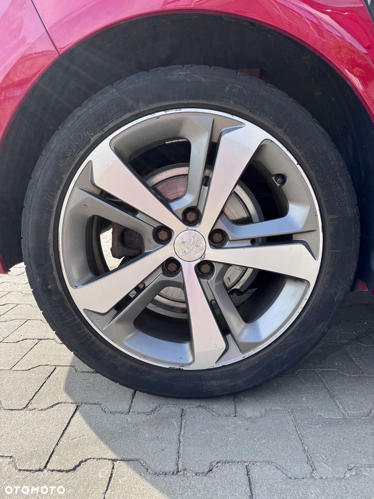 Peugeot 308 130 e-THP Stop & Start Allure - 12