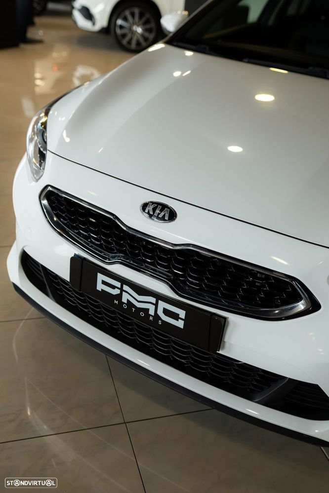 Kia Ceed SW 1.6 CRDi MHEV Dynamic - 11