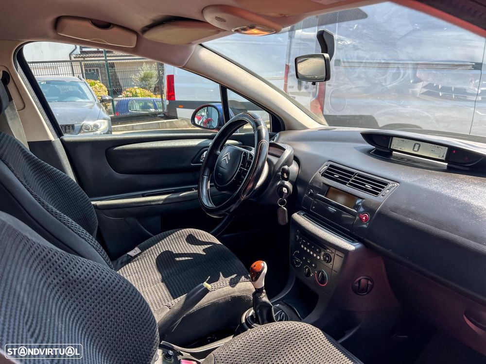 Citroën C4 1.4 16V SX - 15