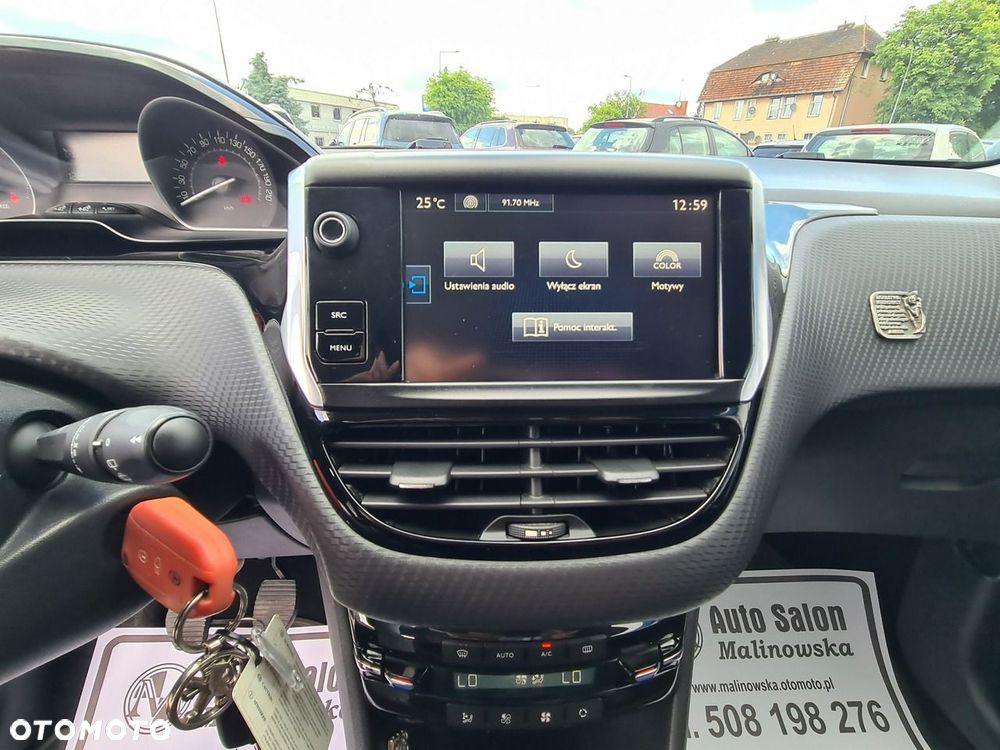 Peugeot 2008 1.2 Pure Tech Style S&S - 15
