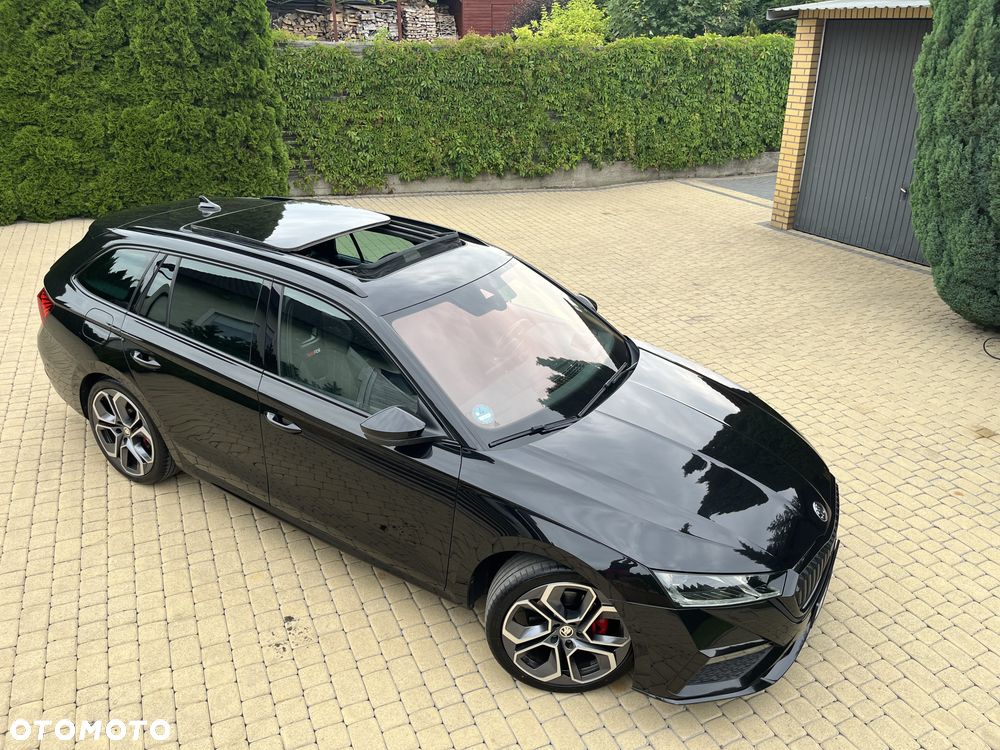 Skoda Octavia 2.0 TDI DSG 4x4 RS Plus - 32