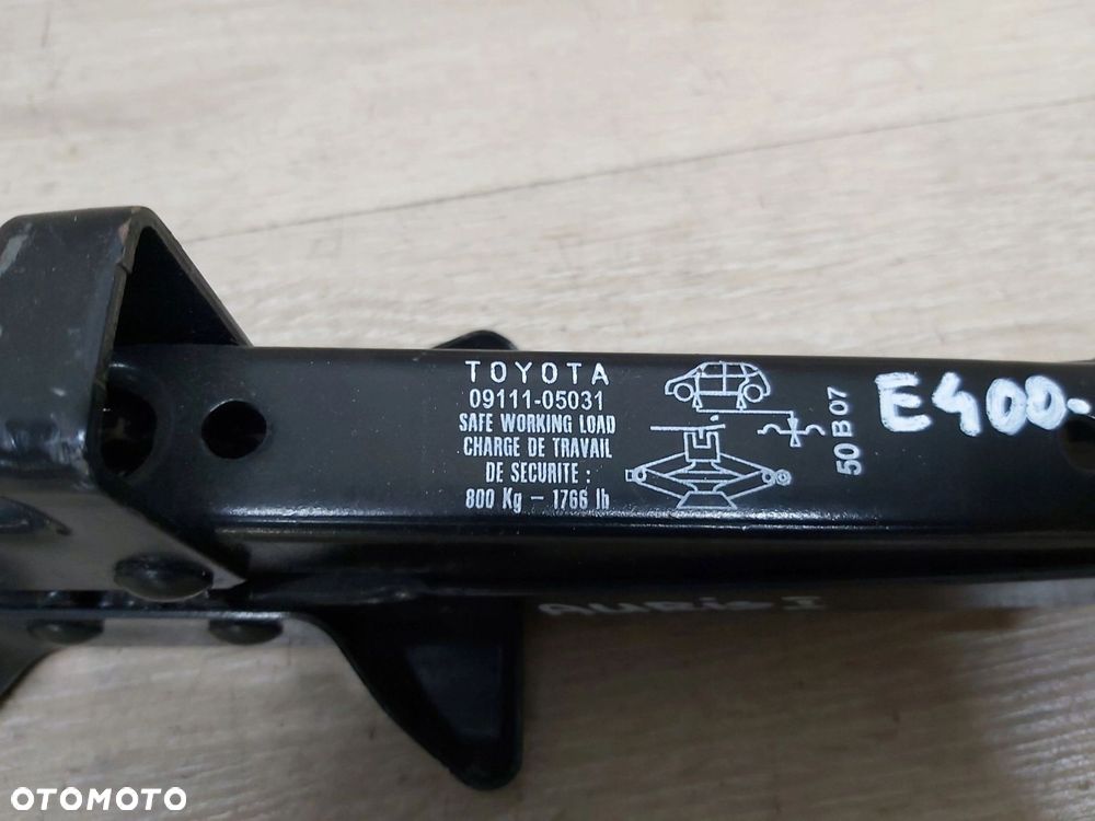Toyota Auris I lewarek podnośnik pokrętka 09111-05031 - 3