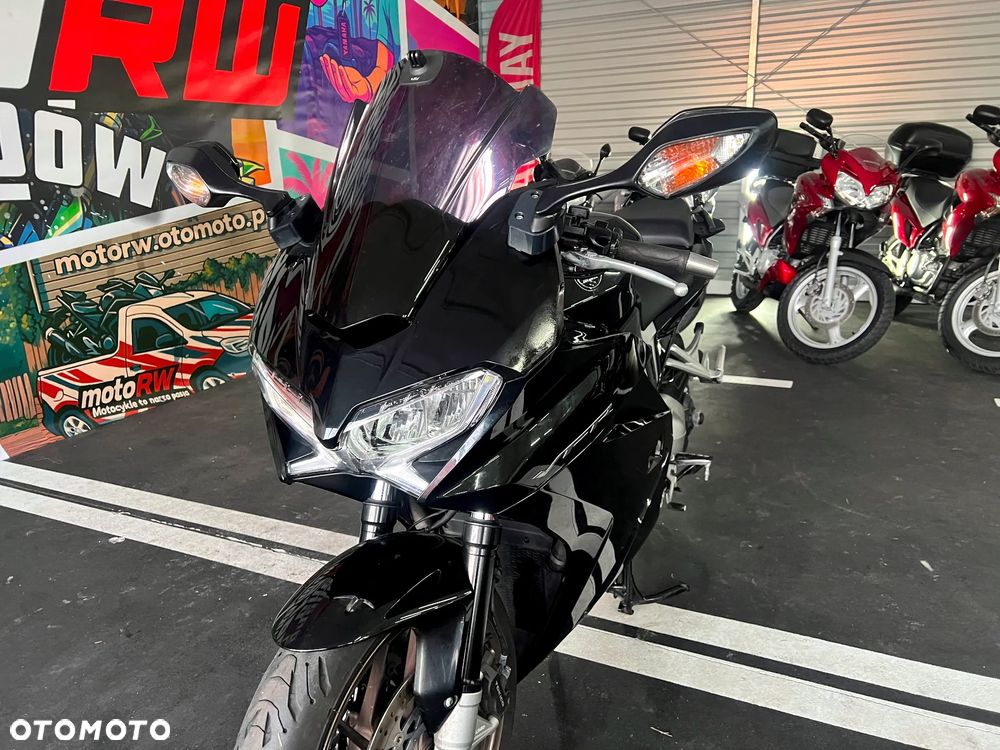Honda VFR - 17