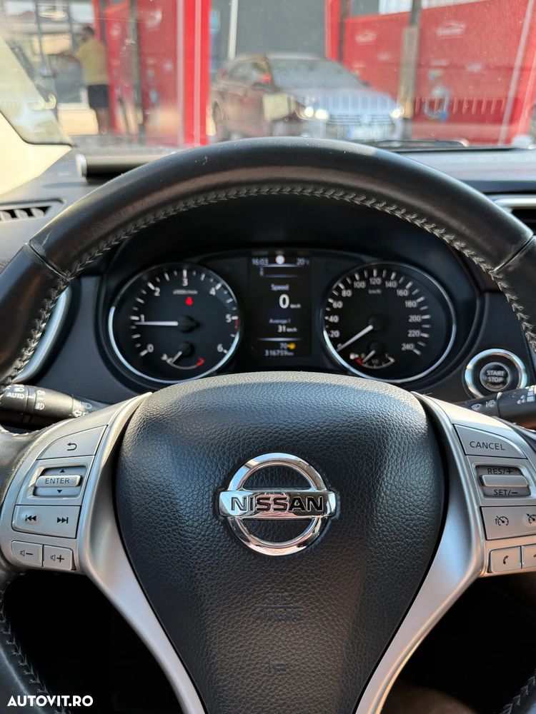Nissan Qashqai 1.5 DCI N-Connecta - 2