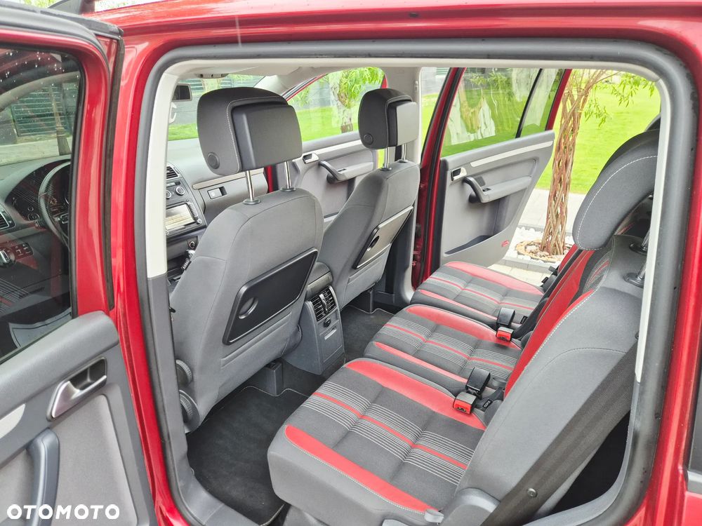 Volkswagen Touran 1.6 TDI DPF DSG MATCH - 6