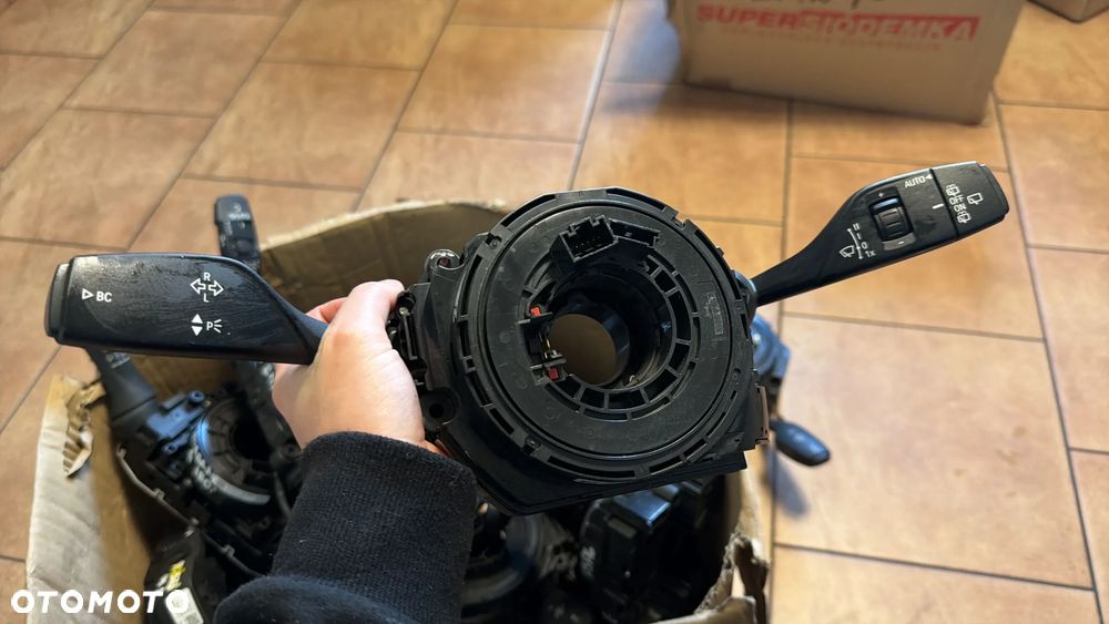 BMW X1 F48 X3 F25 MANETKI TAŚMA PAJĄK PRZEŁĄCZNIK ZESPOLONY 9261757 - 1