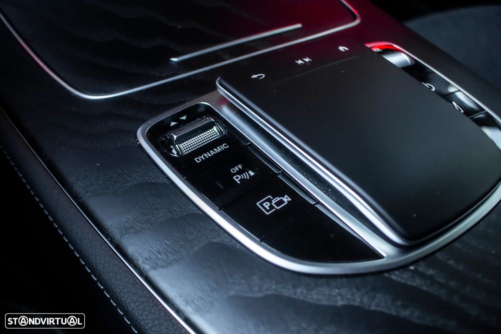 Mercedes-Benz E 300 de Avantgarde - 25