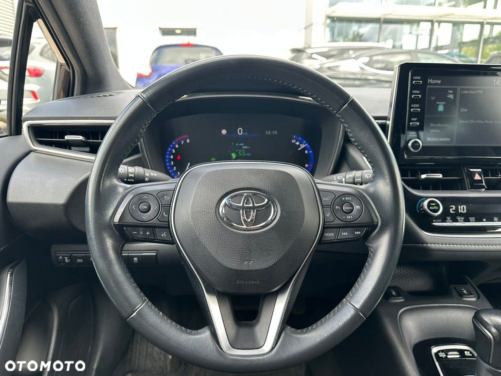 Toyota Corolla - 13