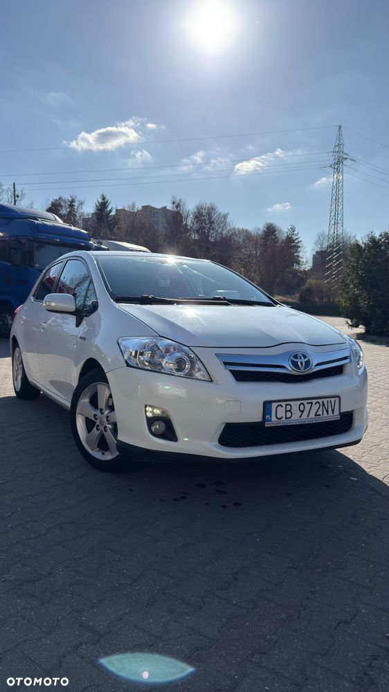Toyota Auris 1.8 HSD Prestige NAVI - 2
