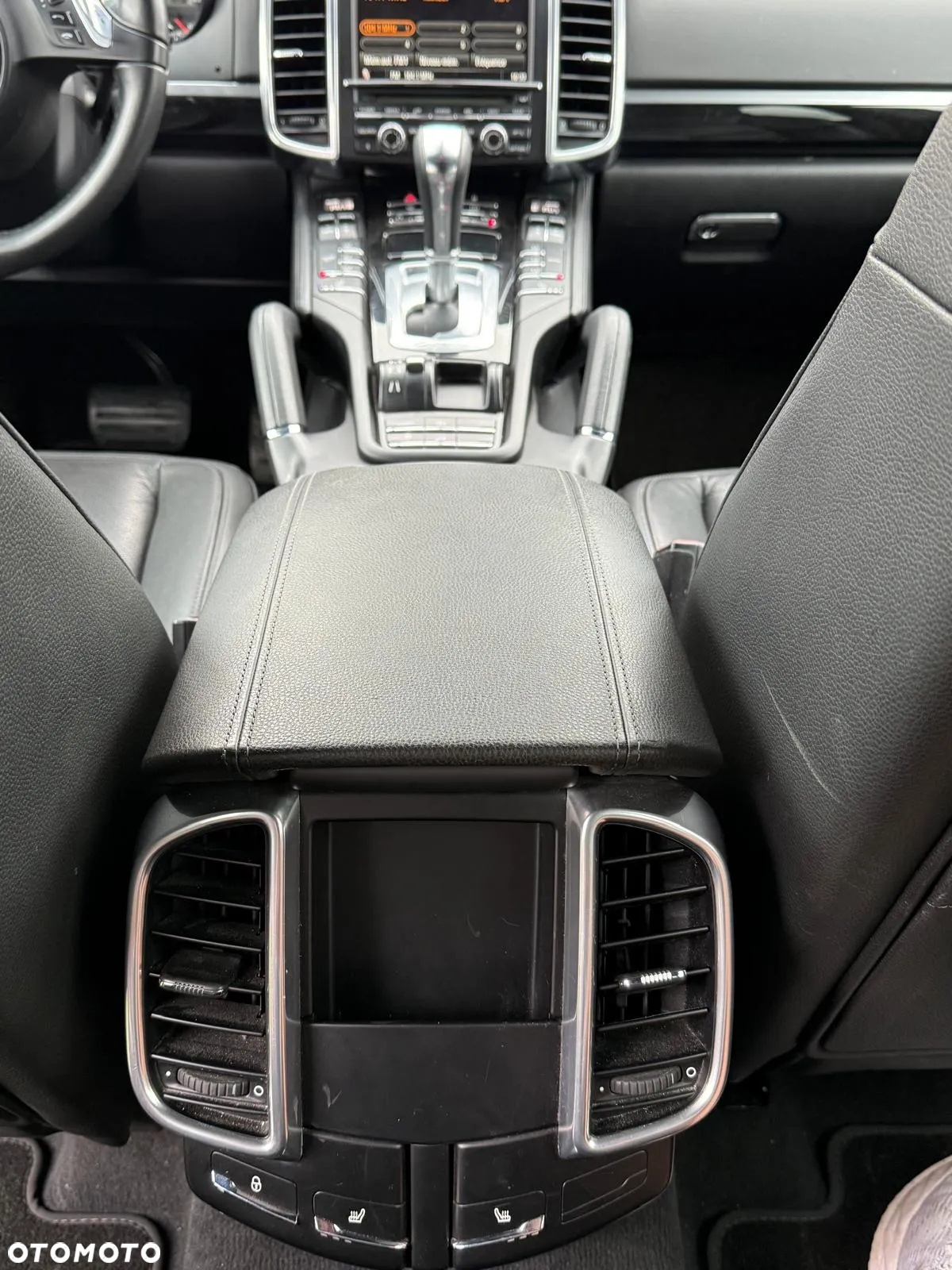 Porsche Cayenne Standard - 9