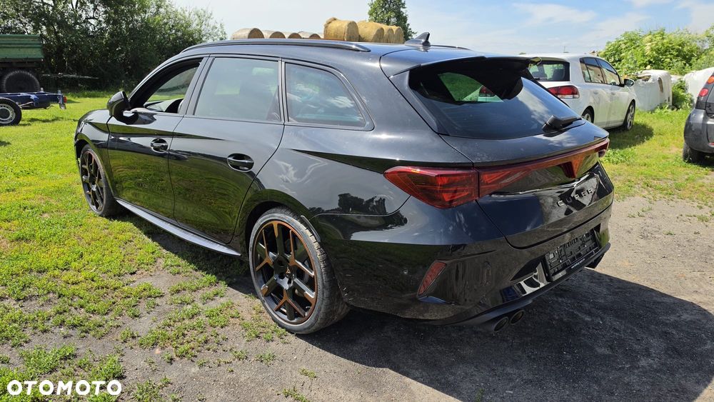 Cupra Leon Sportstourer 2.0 TSI 4Drive DSG VZ Extreme - 4