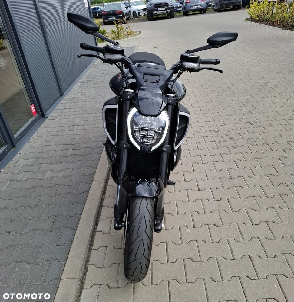 Ducati Diavel - 12