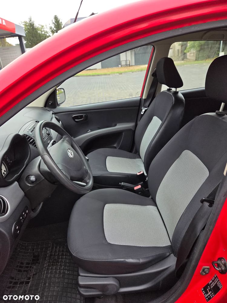 Hyundai i10 - 10