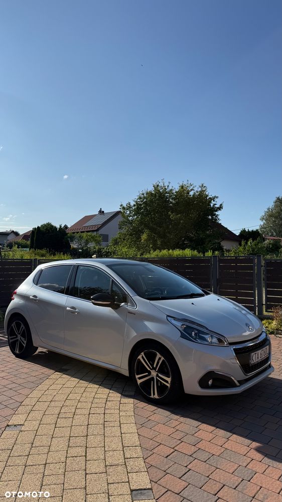 Peugeot 208 - 7