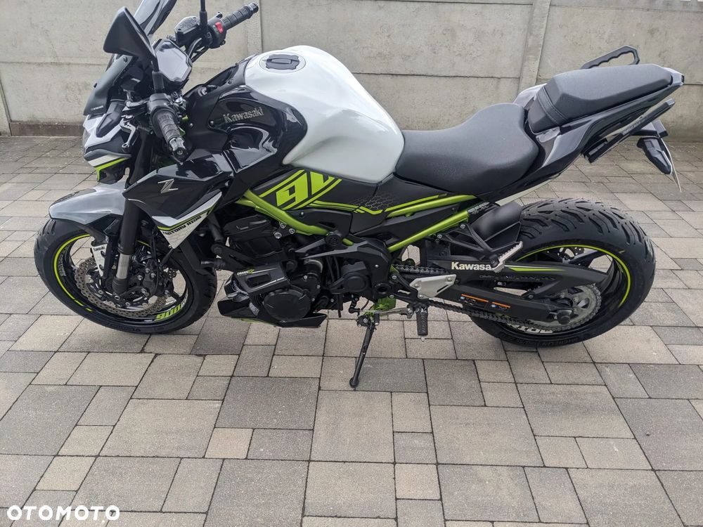 Kawasaki Z 900 - 8