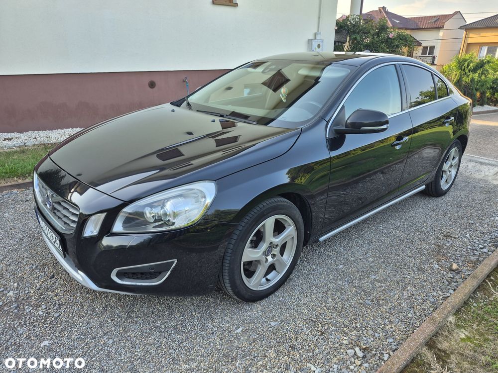 Volvo S60 - 1