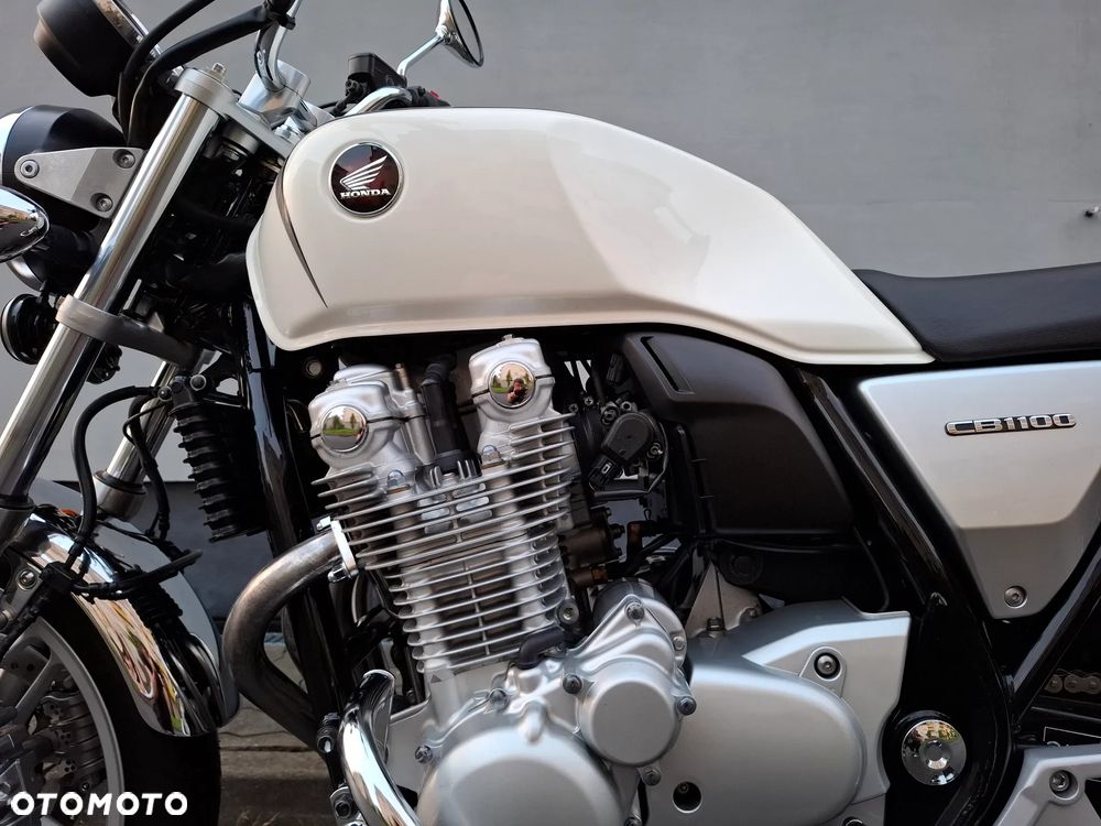 Honda CB - 27
