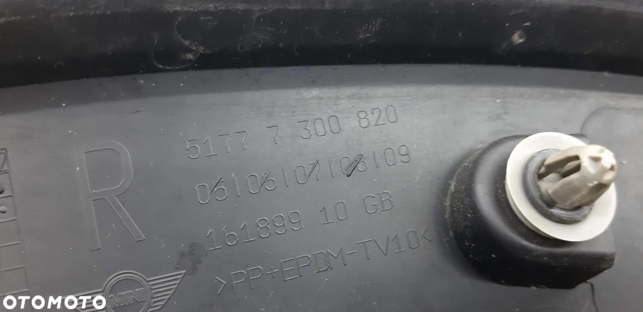 Listwa błotnika prawy przód 7300820 Mini Cooper F56 1.2 benzyna turbo 2015r - 6
