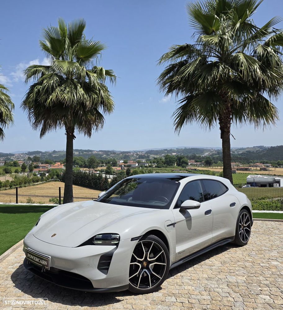 Porsche Taycan Sport Turismo - 2