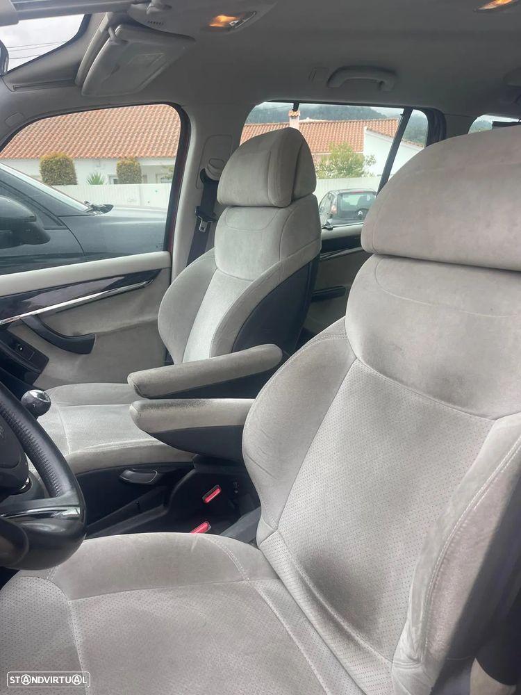 Citroën C4 Grand Picasso 1.6 HDi Exclusive - 14