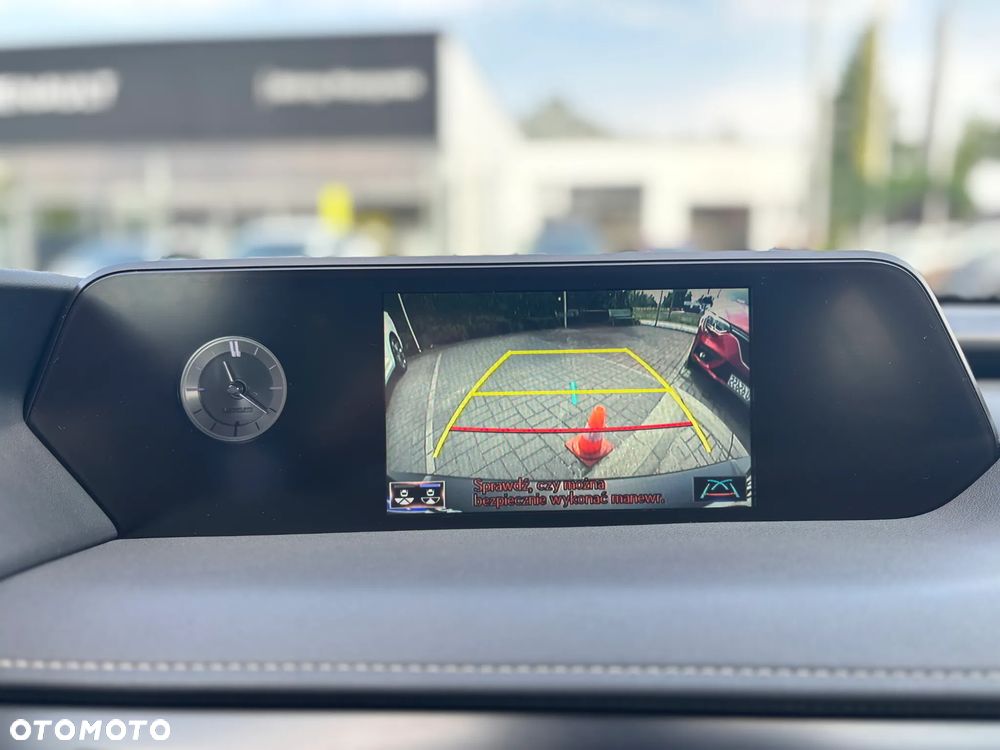 Lexus UX - 17
