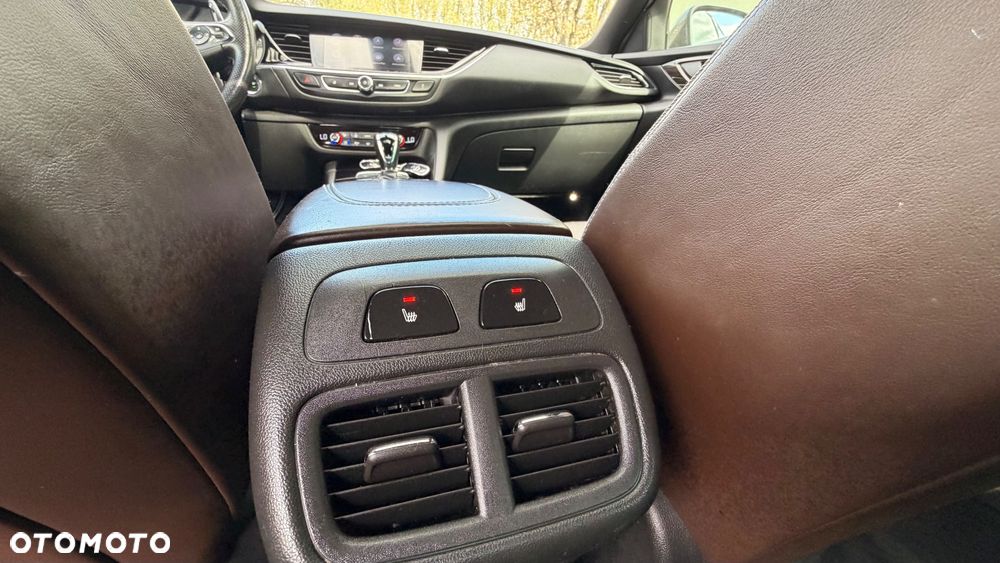 Opel Insignia 1.6 CDTI Business Innovation - 34