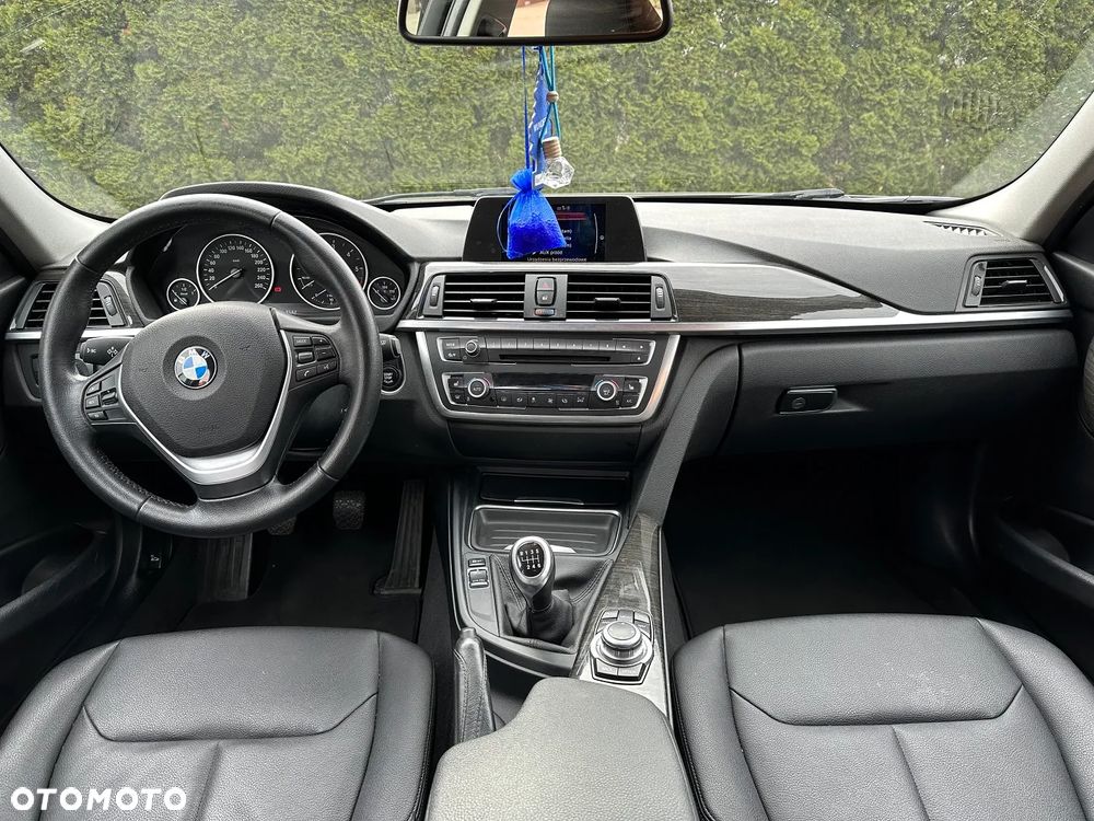 BMW Seria 3 320d Efficient Dynamic Edition Blue Performance Luxury Line - 16