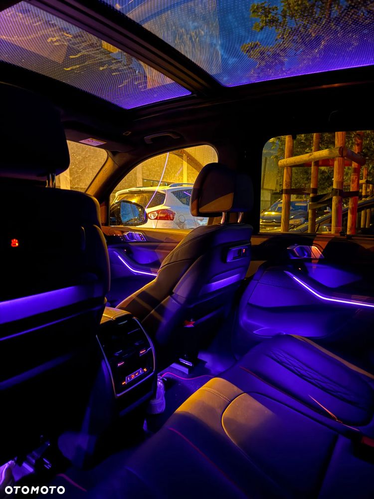 BMW X5 xDrive40d mHEV - 11