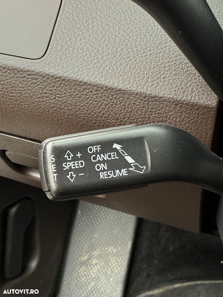 Volkswagen Passat 2.0 TDI 4Motion DSG BlueMotion Tech Exclusive - 11