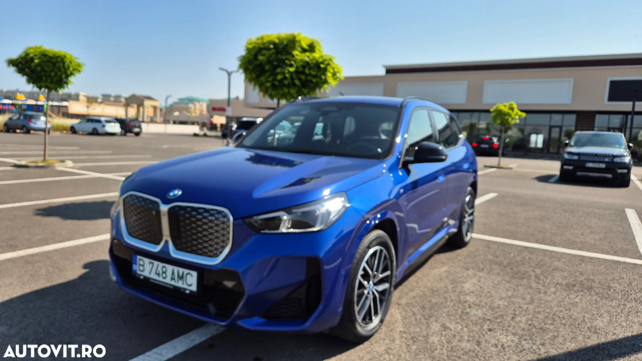 BMW iX1 eDrive20 - 10