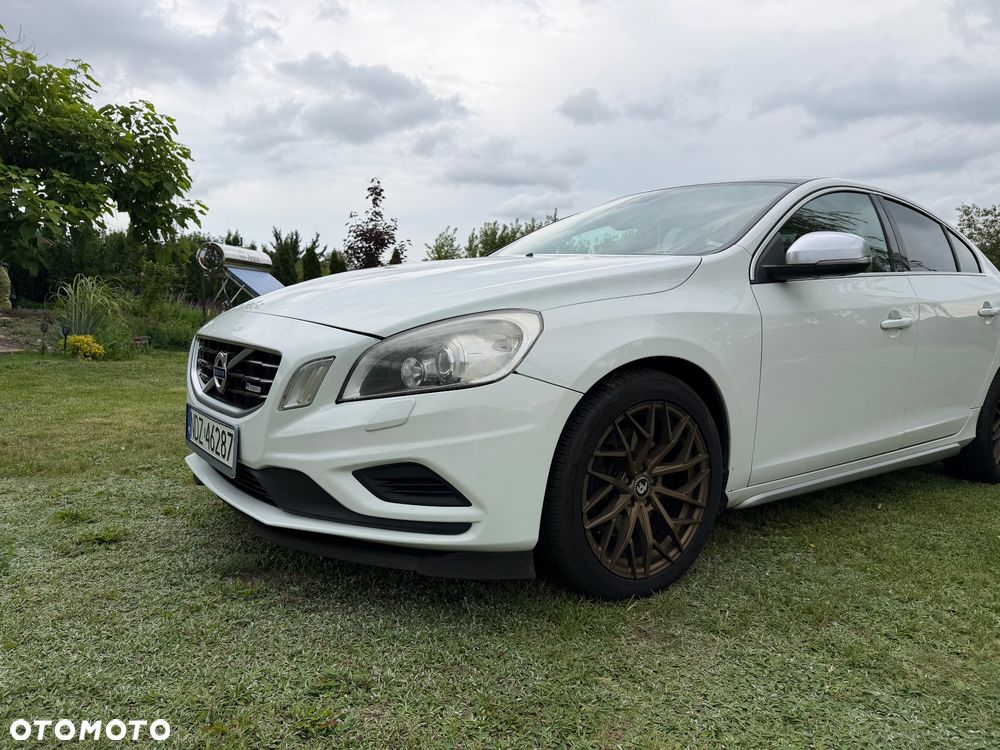 Volvo S60 D5 AWD R-Design Kinetic - 5