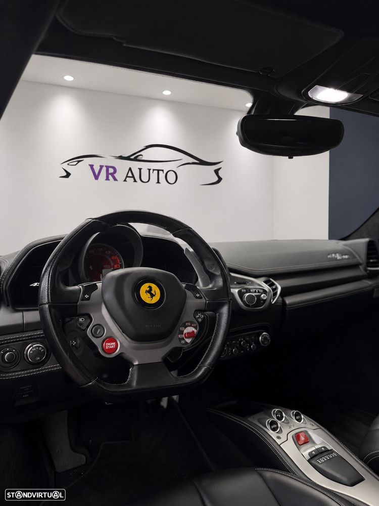Ferrari 458 - 4