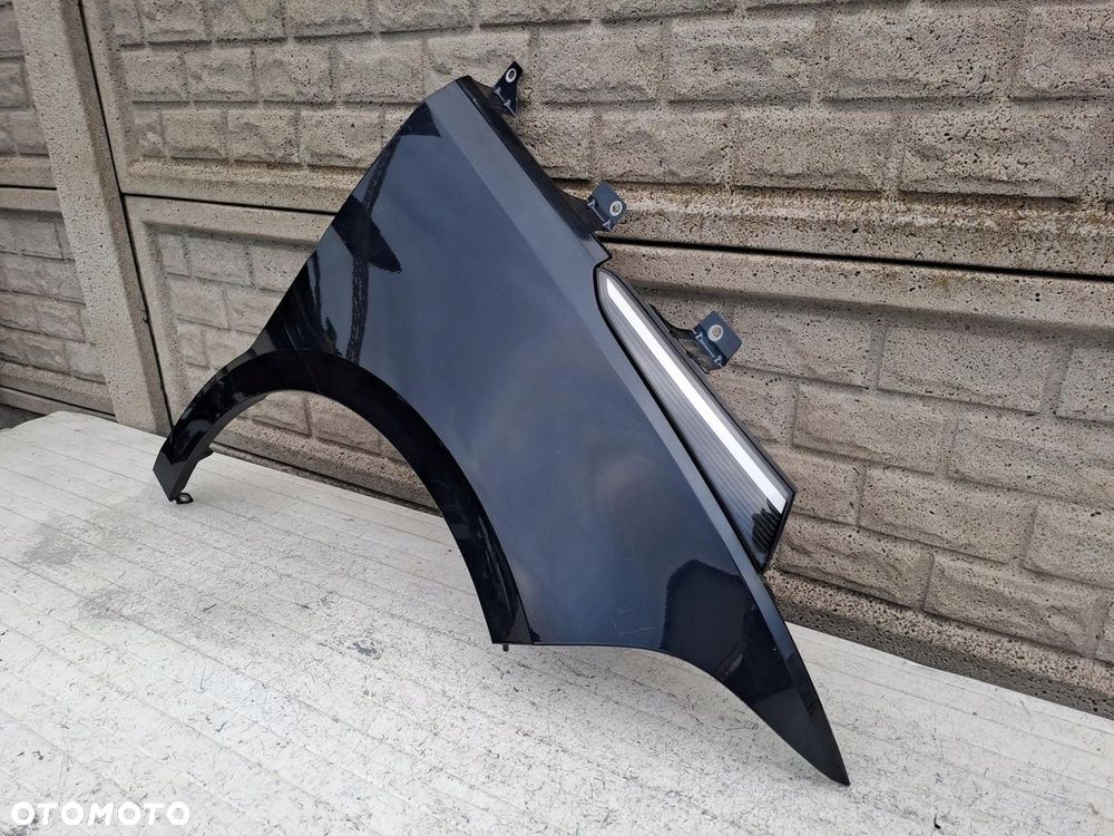 VW ID BUZZ 22- BŁOTNIK PRAWY PRZEDNI - 2