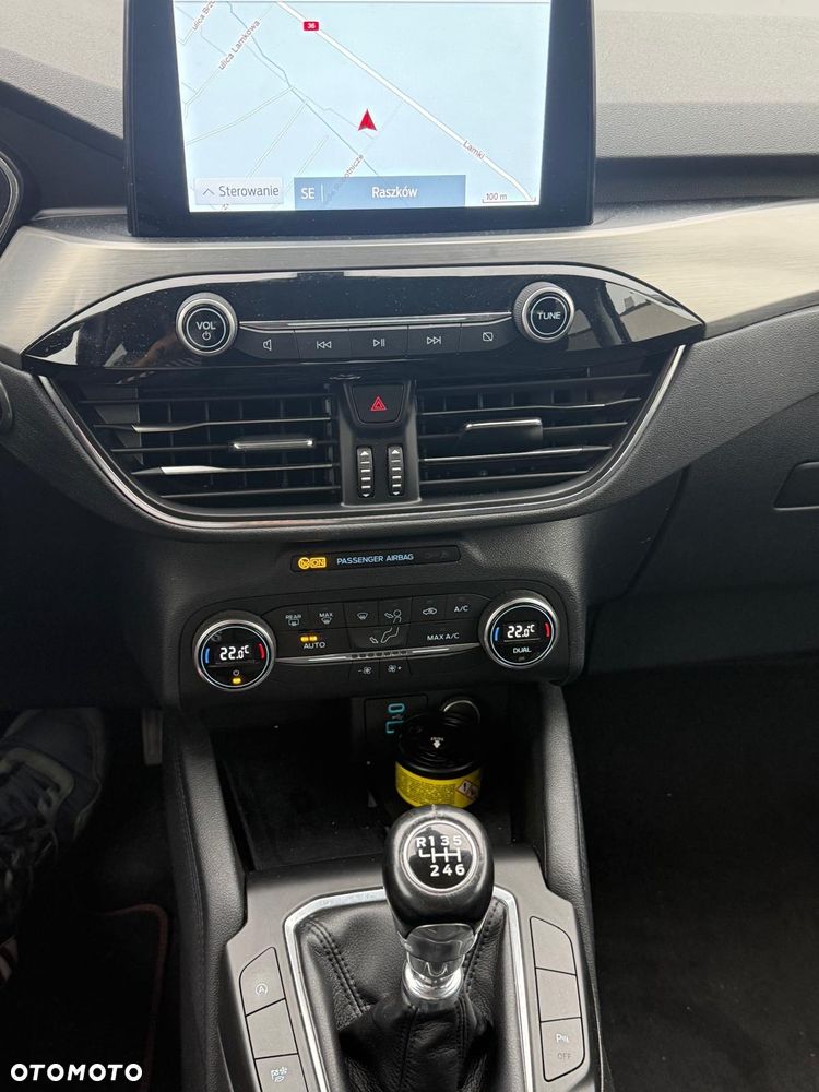 Ford Kuga 2.0 EcoBlue Hybrid TITANIUM - 14