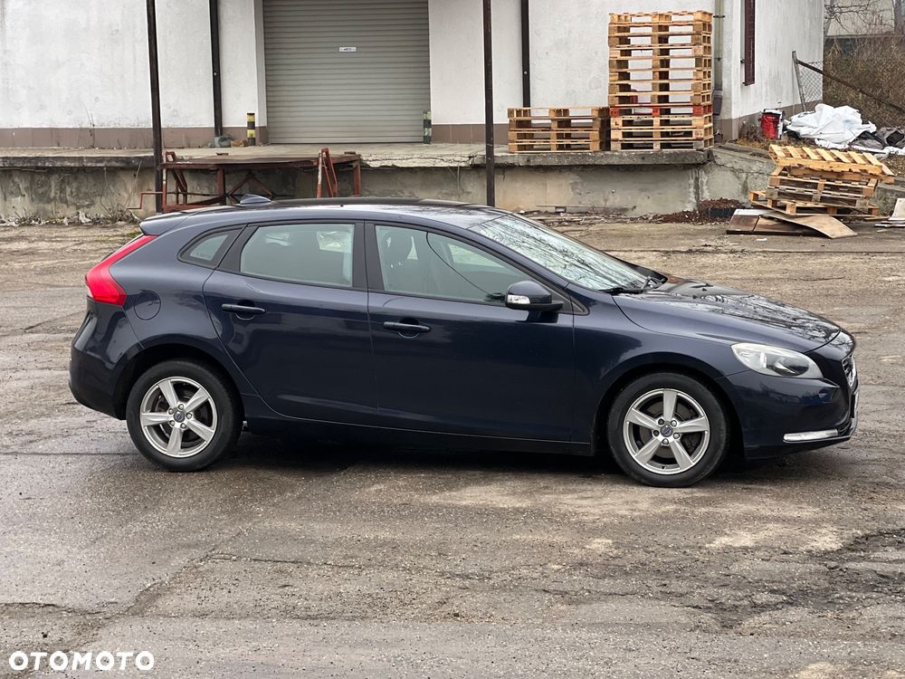 Volvo V40 D2 Kinetic - 4