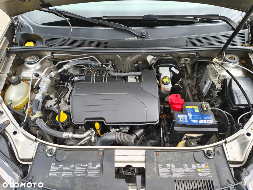 Dacia Sandero 1.2 16V 75 Celebration - 18