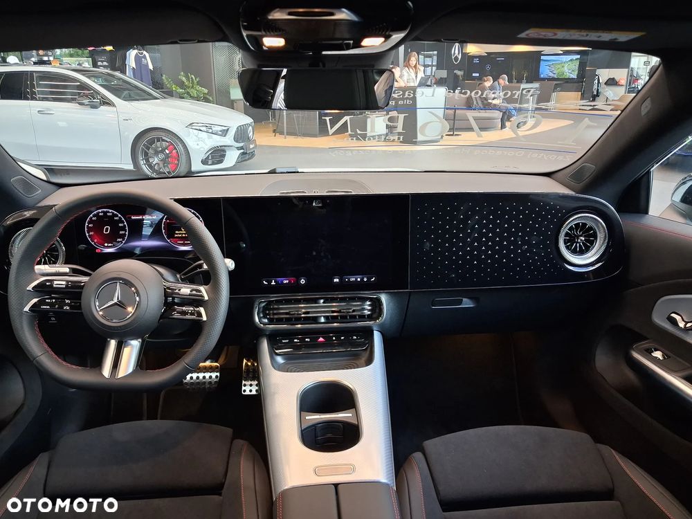 Mercedes-Benz CLA 200 mHEV 8G-DCT - 10