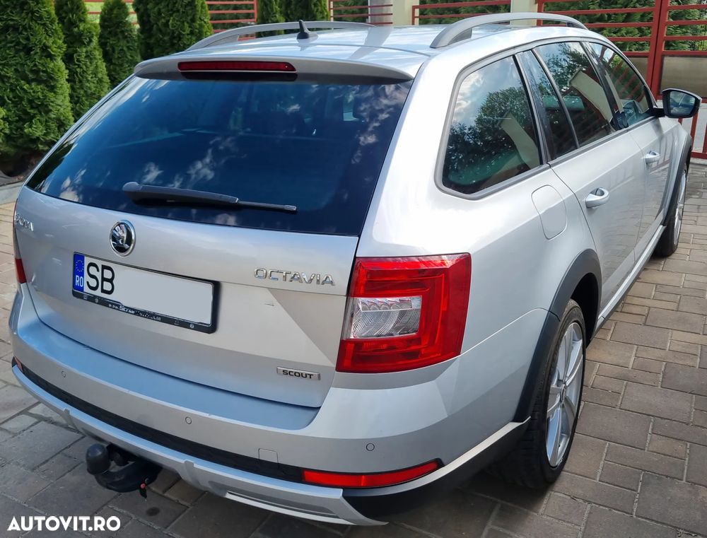 Skoda Octavia Combi Diesel 2.0 TDI 4X4 DSG Scout - 6