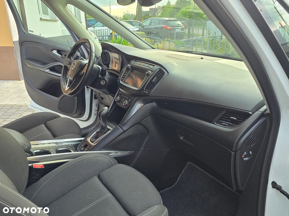 Opel Zafira Tourer 2.0 CDTI Automatik Innovation - 29