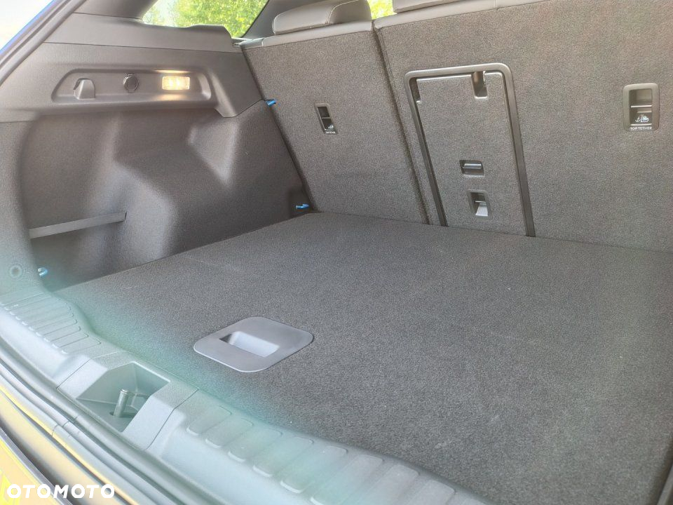 Ford Explorer - 25