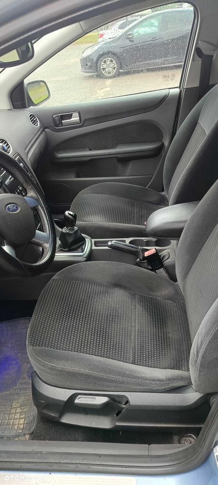 Ford Focus - 8