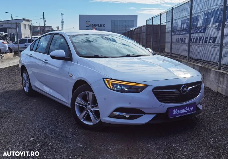 Opel Insignia Grand Sport 1.6 Diesel Innovation - 11